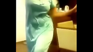 Super-fucking-hot SEXY INDIAN-DESI Juggling Knockers DANCE- Choosing Toffee-nosed